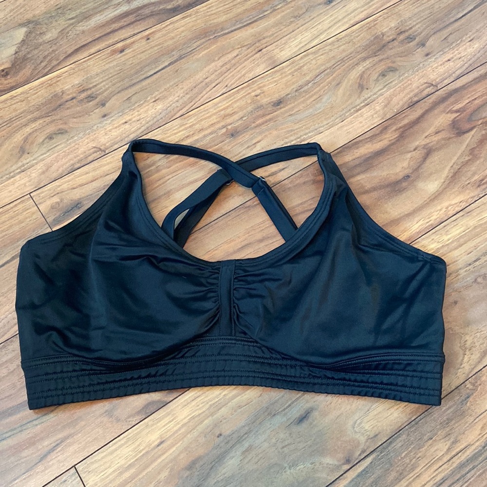 Athleta rouched front underwire bikini top